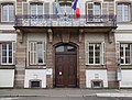 * Nomination Balcony with ironwork railing and door gate leaf on the quay of the central wing of the Neuwiller hotel in Strasbourg (Bas-Rhin, France). --Gzen92 12:32, 12 November 2019 (UTC) * Promotion  Support Good quality. --Manfred Kuzel 06:07, 17 November 2019 (UTC)