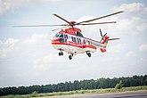 Uudempaan kalustoon lukeutuva pelastushelikopteri (H225 Super Puma).