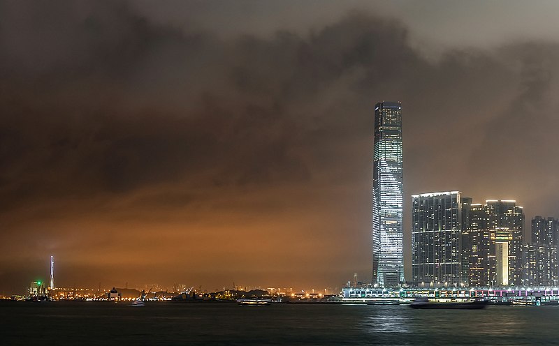 800px-Hong_Kong_Island_Building.jpg (800×496)