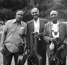 (L-R) Howard Armstrong, Ted Bogan, Carl Martin, Medford, Massachusetts, 1973. Photo by Jeff Titon.
