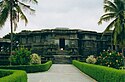 Hoysaleshvara Temple ĉe Halebidu.jpg