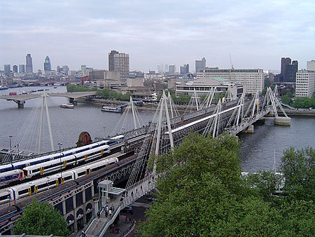 Tập_tin:Hungerford_Bridge,_River_Thames,_London,_England.jpg