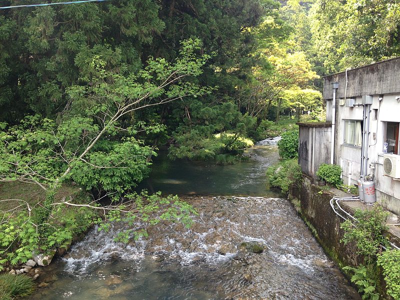 File:Inagawa River near Akiyoshi Cave 8.jpg