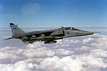Um esquadrão nº 6 SEPECAT Jaguar GR.3 sobre o norte do Iraque em 2000.