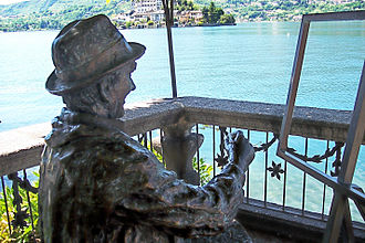 Denkmal für Carl-Heinz Schroth als Maler am Ortasee in Oberitalien, 2005