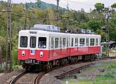 高松琴平電気鉄道700形として運行されている、同社への譲渡車両 （2006年5月10日 / 志度線房前駅）