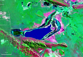 Laguna Concepción Bolivia Satellite map 61.36363W 17.png
