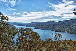 Lago Eildon final de 2011.jpg