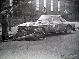 Lancia Fulvia 1.6 Coupé HF - 1972 Tryk-på-Uanset Rally.jpg