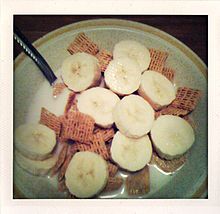 Life cereal with banana slices Life cereal with banana slices.jpg