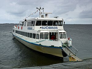 M/S Sjöbris vid Tärnskär i Stockholms yttre skärgård.