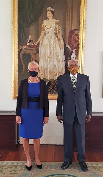 File:Malgorzata Wasilewska, pose with Barbados' Acting Governor General Sir Ken Hewitt after presenting her letters of credentials.jpg