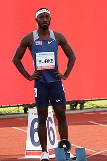 Mario Burke bij het Gyulai-monument 2020 in Szekesfehervar, Hongarije.jpg