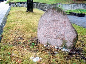 Mark of a former Shiauliai Ghetto gate.jpg