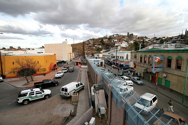 Similar picture of the border, 2007