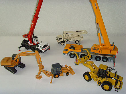 Model construction vehicles 1 50 scale.jpg