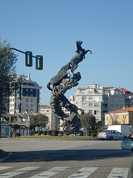 MonumentoaosCabalosXoánXoséOliveiraViéitez(1991)PrazadeSpainVigo.JPG