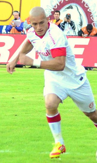 <span class="mw-page-title-main">Nei (footballer, born 1985)</span> Brazilian footballer