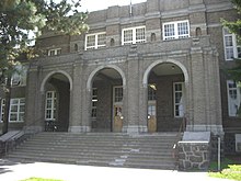 Bend's historic high school is now the school district office. Old Bend High School main entrance.jpg