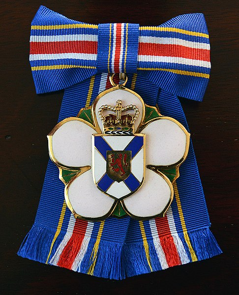 Order of Nova Scotia insignia on a bow