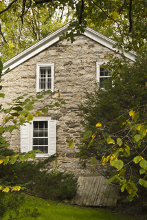 Sahler Stone House and Dutch Barn