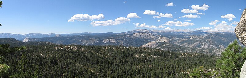 File:Panoramaanseladams.jpg