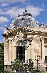 Beaux Arts Ionic columns of the Petit Palais, Paris, by Charles Giraud, 1900[14]