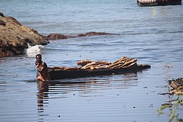 Conakry: Geografie, Geschiedenis, Bestuurlijke indeling