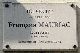 Plaque au no 89, rue de la Pompe.