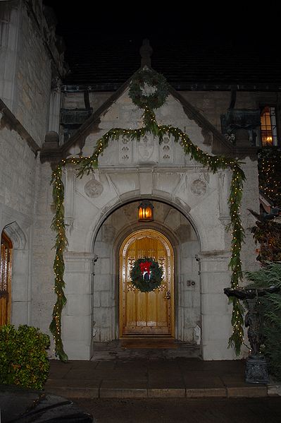 The mansion's front door in 2007