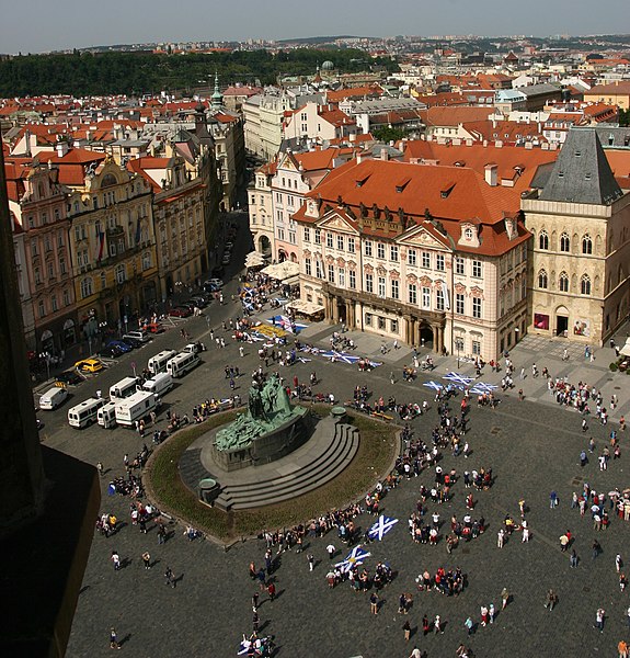 File:Prag-4670-Altstaedter Ring vom Rathausturm-2008-gje.jpg