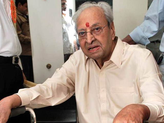 Pran at his 90th birthday in 2010.