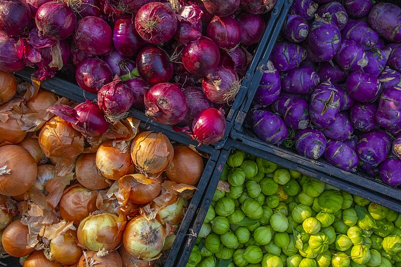 File:Produce at Corona Farmers Market in Queens, New York 20180817-OC-PJK-1651 (42333313980).jpg