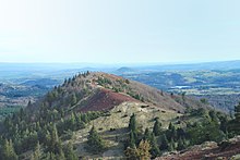 Le puy de la Vache depuis le puy de Lassolas.