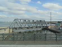 Rail bridge crossing the Yumuri River