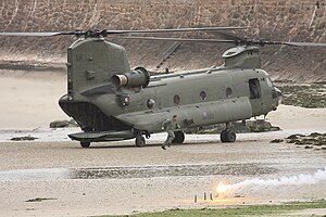 Boeing-Vertol Ch-47: Geschichte, Versionen, Einsatz