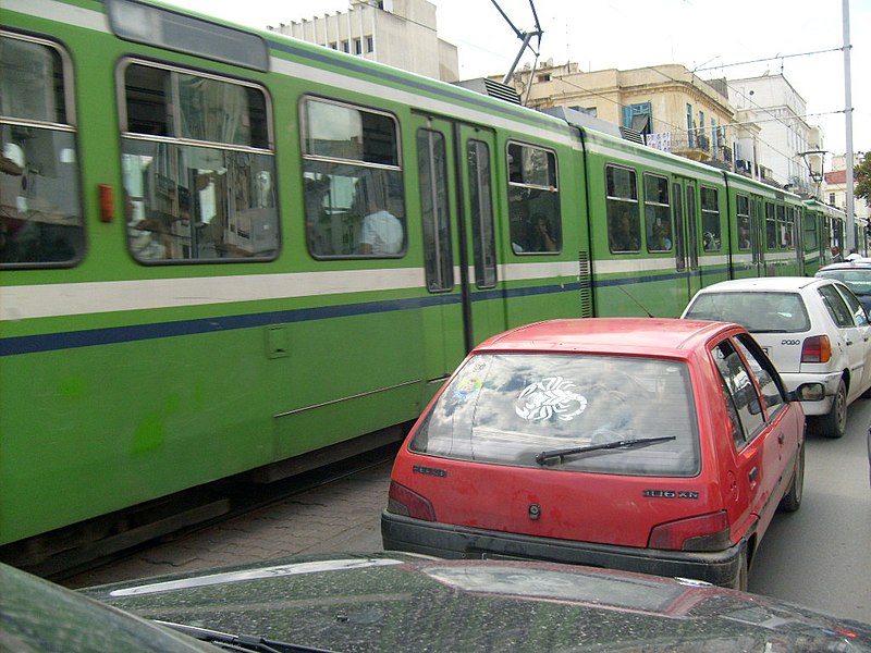 File:Rame metro leger Tunis.JPG