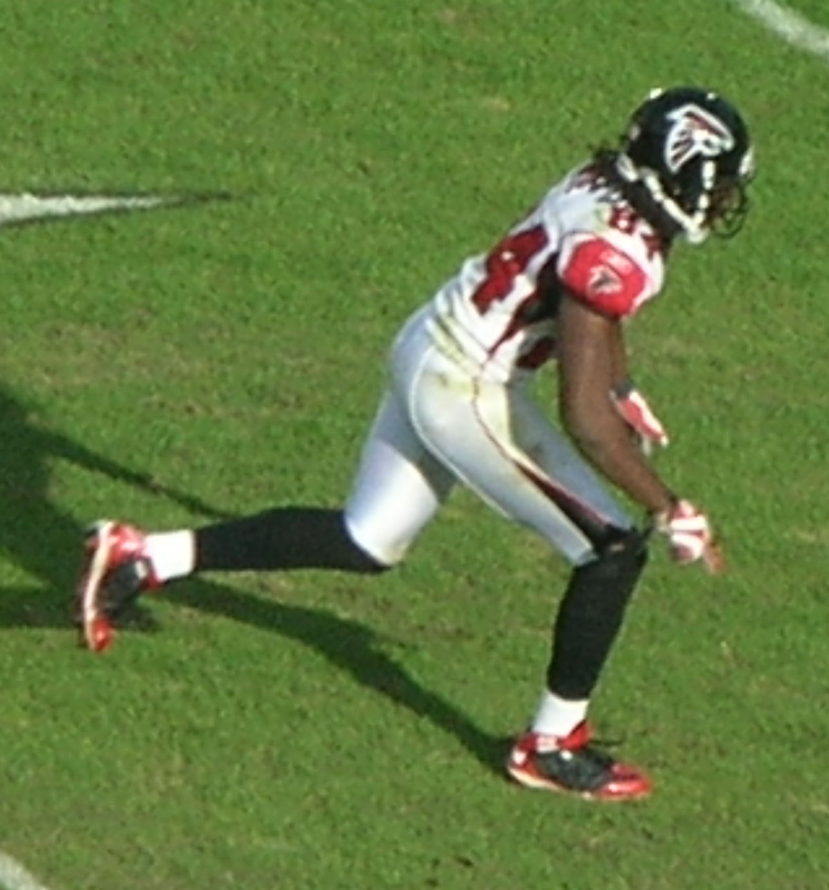 File:Roddy White at Falcons at Raiders 11-2-08.JPG - Wikipedia