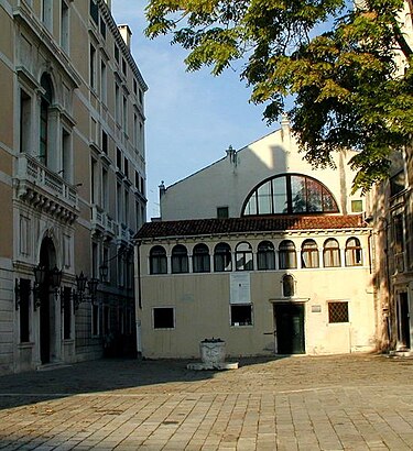 Facade with loggia, to the left stands Palazzo Grassi. San Samuele Venezia.JPG