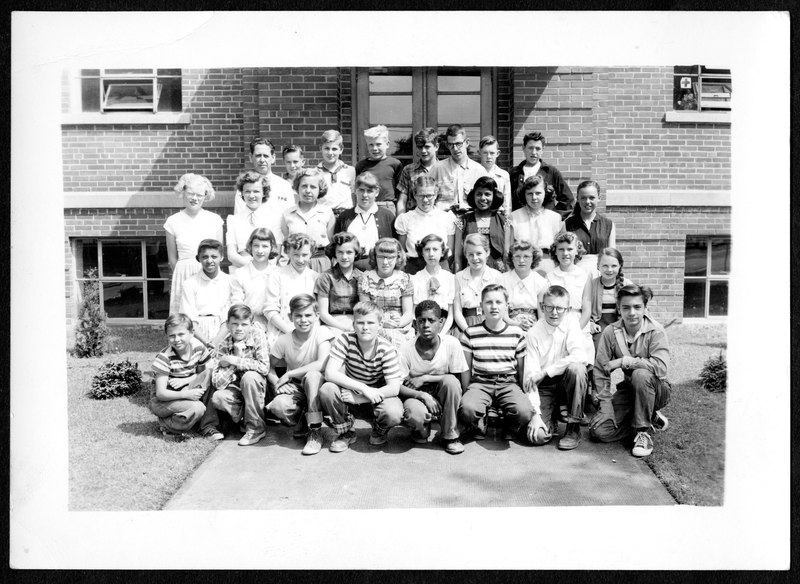 File:School group, taken outside, Amherstburg, Ontario (I0056959).tif