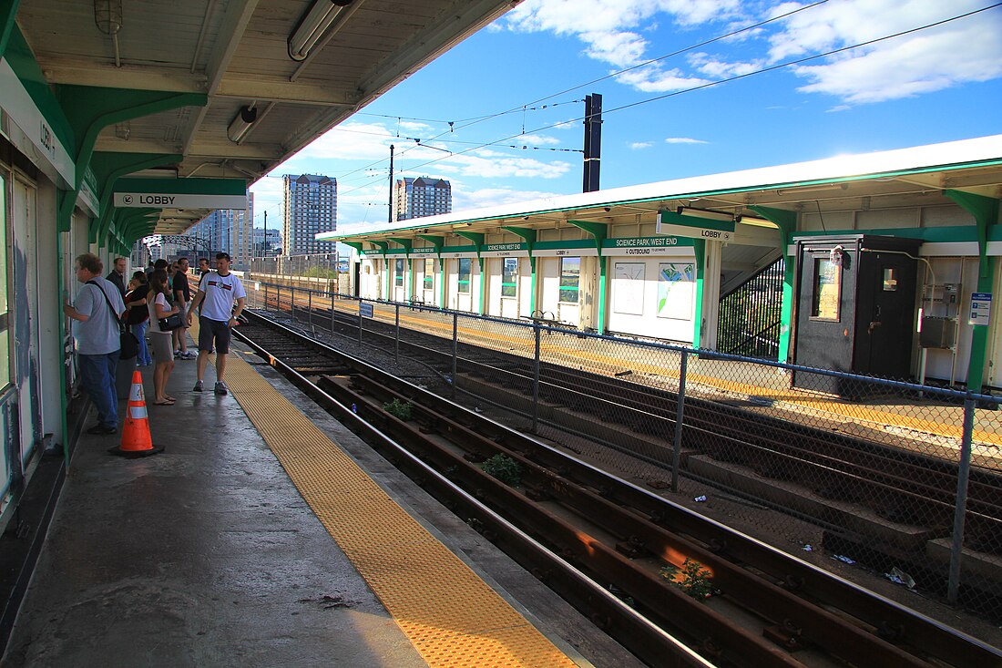 File:Science Park MBTA station in 2010.jpg