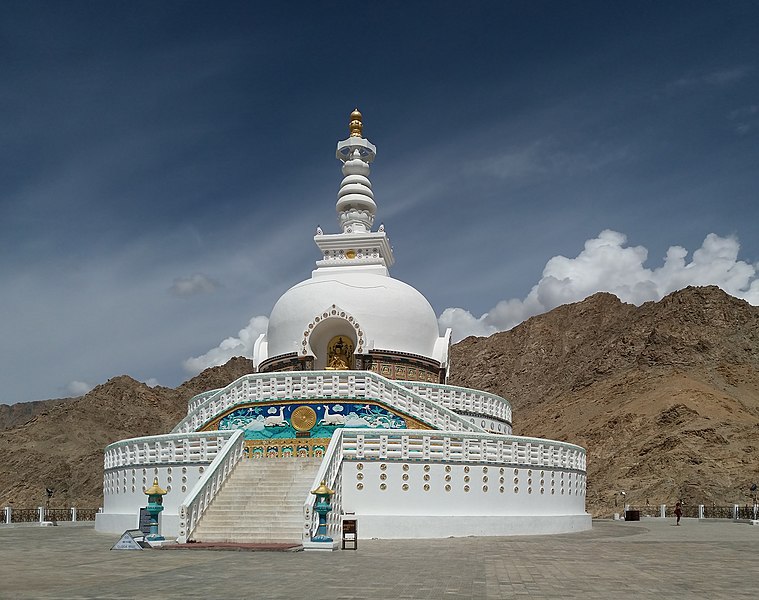 File:Shanti Stupa, Leh, 20180814.jpg