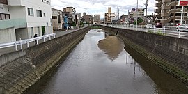 汐入川（新開橋付近、左：藤崎、右：原）