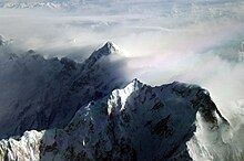 Shispare (Mitte hinten) von Südosten, Bojohagur Duanasir (Mitte vorne), Ultar Sar (Rechts vorne)