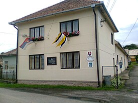 Slovakia Driencany municipal ofice.jpg