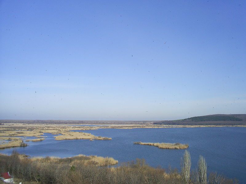 File:Srebarna-lake-Svik.jpg