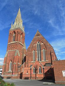 St Saviour's Church, South Street, Eastbourne (NHLE Code 1190569) (Ekim 2012) .jpg