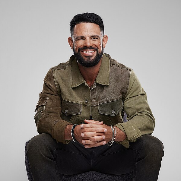 File:Steven Furtick in 2023.jpg