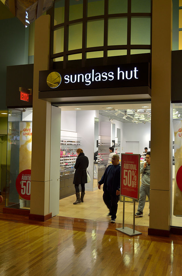 Sunglass Hut® Online Store