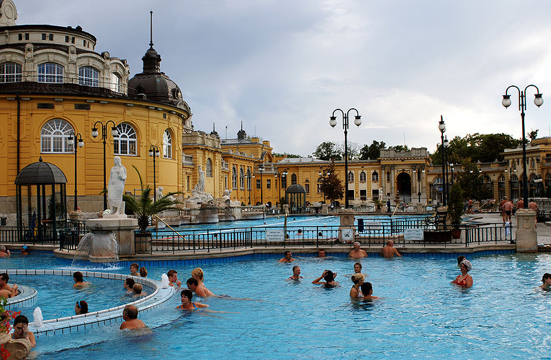 File:Széchenyi Gyógyfürdő thermal spa in Budapest 010.JPG